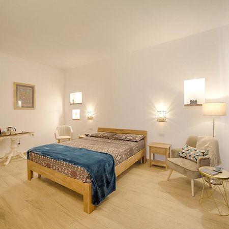 Cozy Guest House Downtown Olbia Exteriör bild