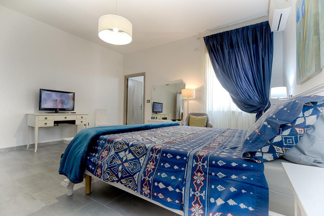 Cozy Guest House Downtown Olbia Exteriör bild