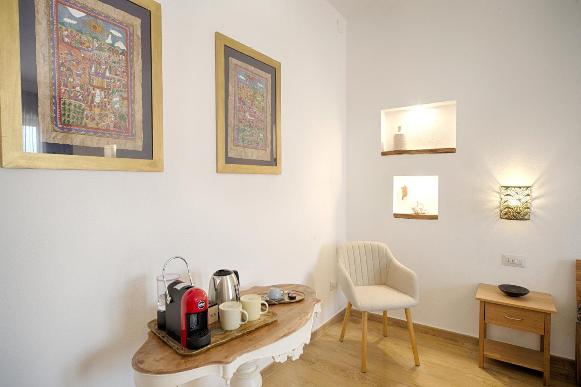 Cozy Guest House Downtown Olbia Exteriör bild
