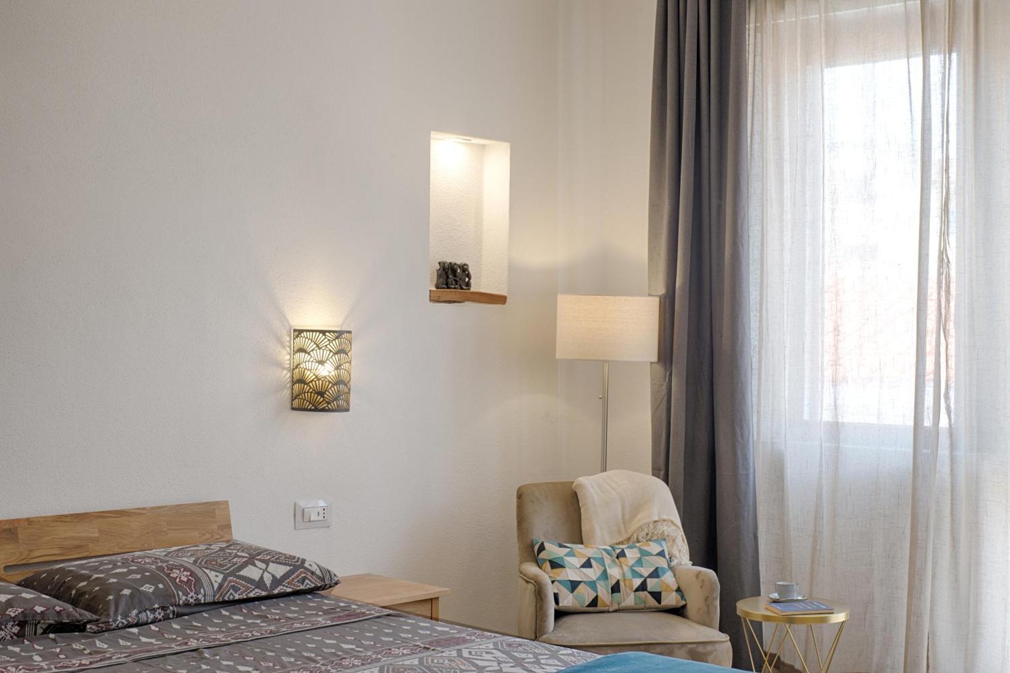 Cozy Guest House Downtown Olbia Exteriör bild